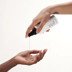 Soin Fortifiant Izumi TOnic Shu Uemura 250ml 6 Soin Fortifiant Izumi TOnic Shu Uemura 250ml -Soins Capillaires 3474637136468 3 01882.1684847704